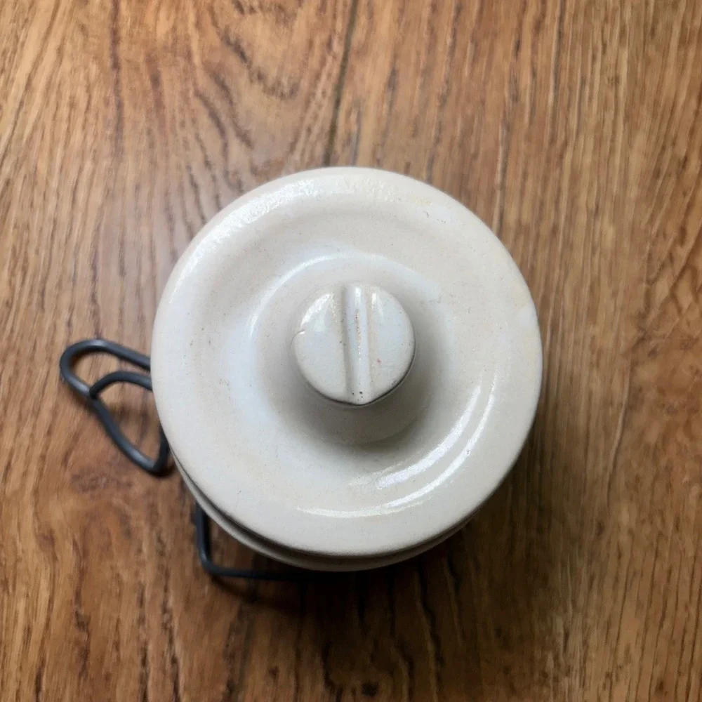 1950s Kaukauna Klub Stoneware Wisconsin Cheese Crock Wire Bail & Lid Vintage